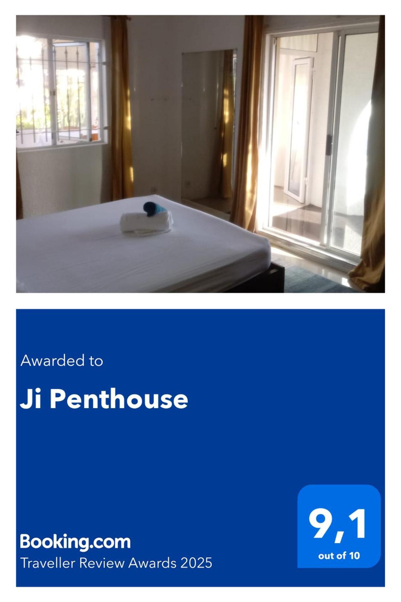 Ji Penthouse Apartman Flic-en-Flacq Kültér fotó